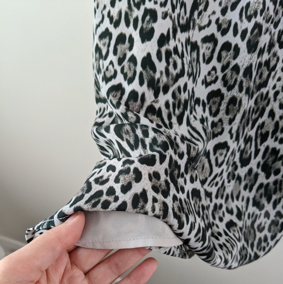 Black and White Animal Print Camisole - Picture 5 of 5